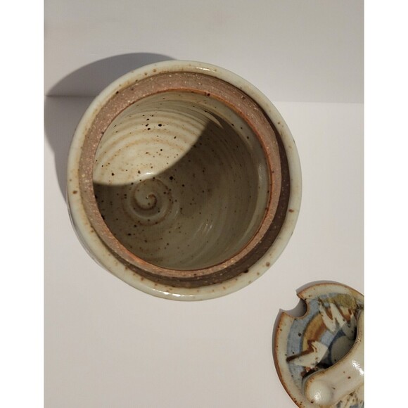 Vintage Studio Art Pottery Honey Jar Sugar Jar with Lid Artist Signed - Picture 9 of 15